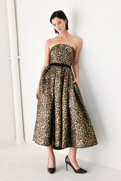 WILDLY GOLDEN LEOPARD STRAPLESS MIDI DRESS